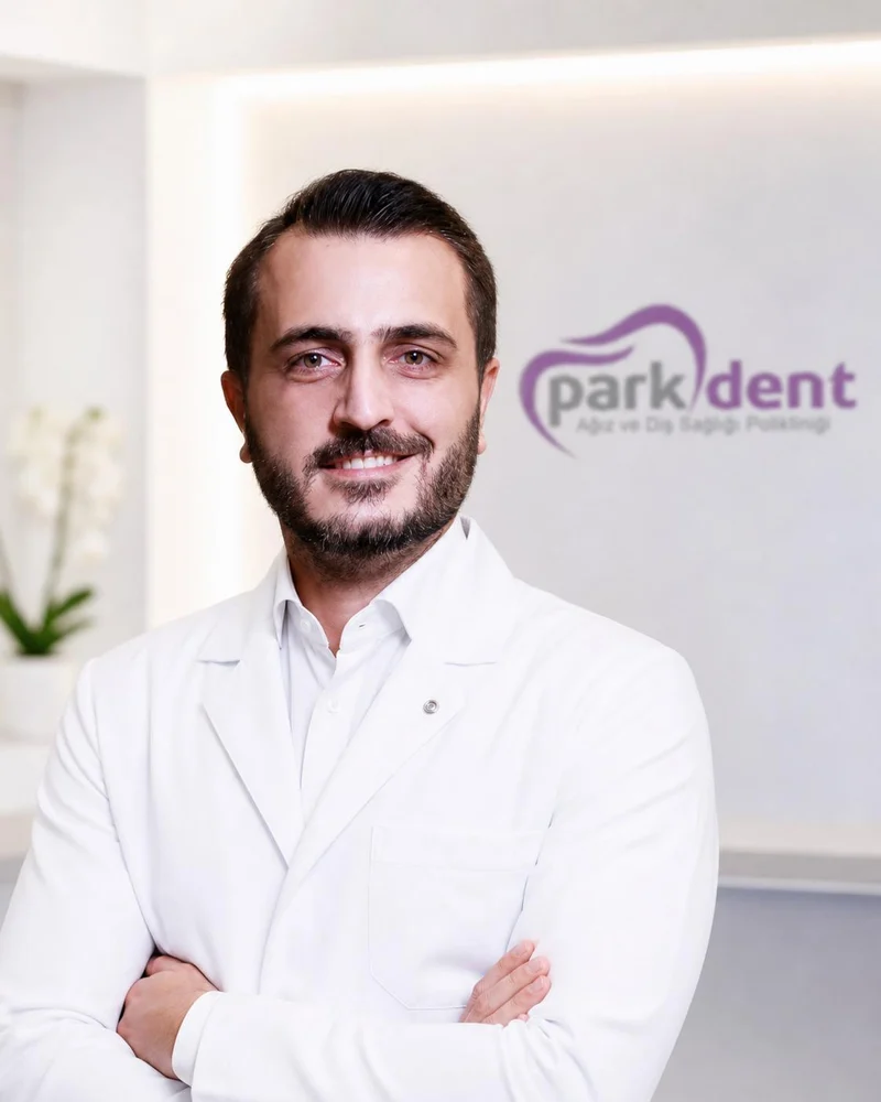 Parkdent diş hekimi Tuğrul Varol